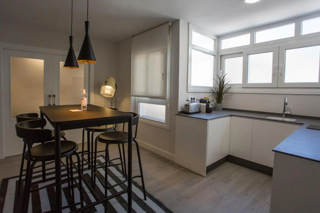 Caleta Homes - Ancha Del Carmen Μάλαγα 0*,  Ισπανία